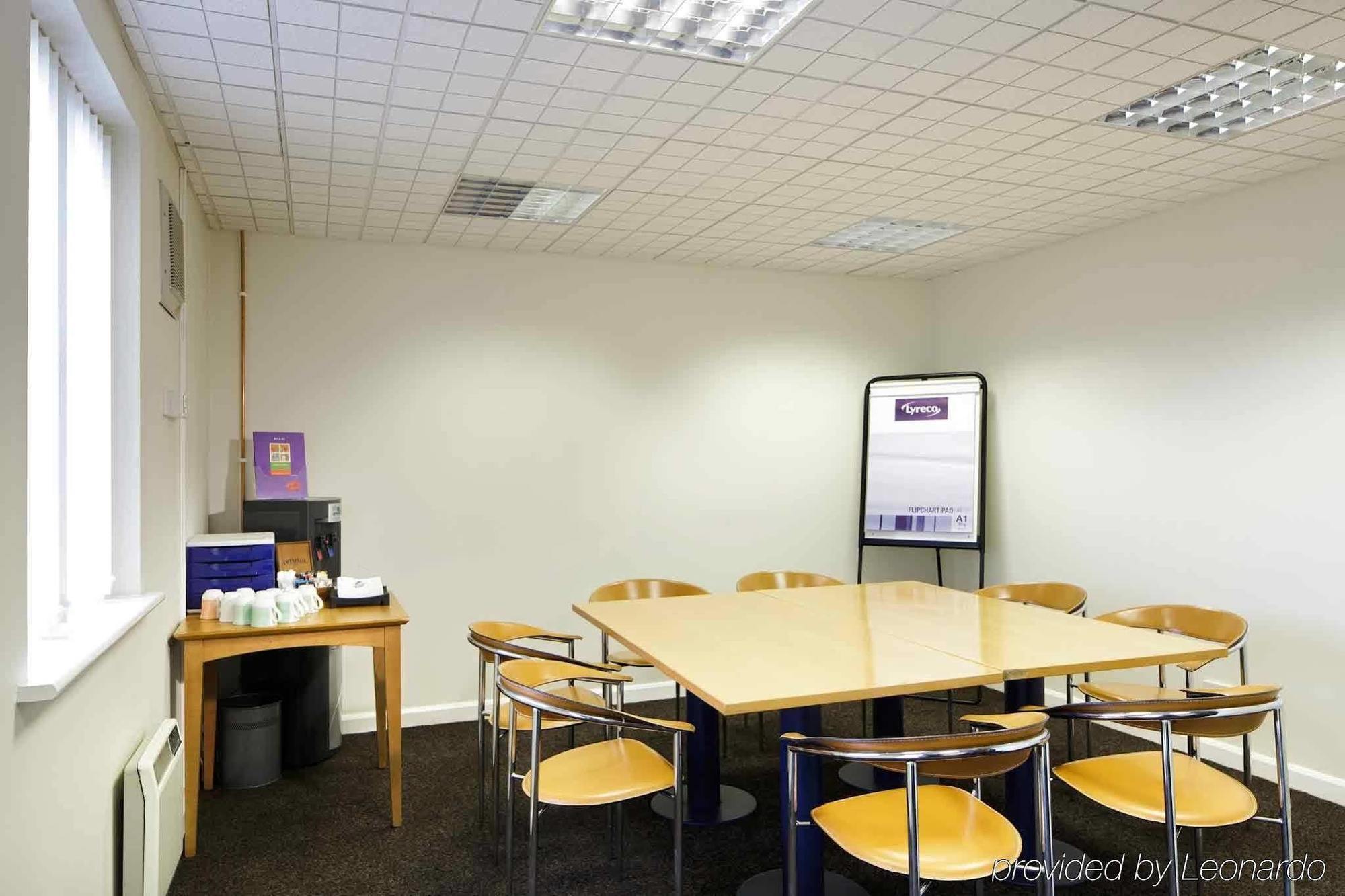 Ibis Lincoln Hotel North Hykeham Ngoại thất bức ảnh